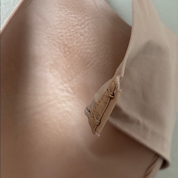 Victoria's Secret Women’s Lined Semi Demi Bra 38DD Nude Underwire - Picture 5 of 8